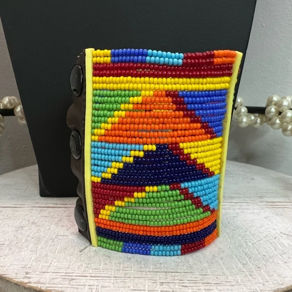 Handcrafted Maasai Beaded Bracelet 7 3/4” D13